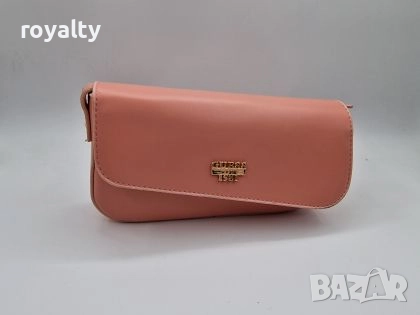 Guess Кожена Чанта , снимка 1
