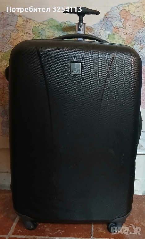 Куфар голям твърд , снимка 1