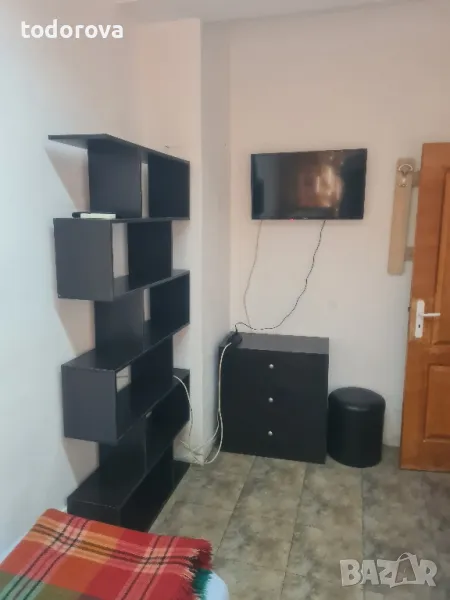 Стаи под наем за двама на месец, снимка 1