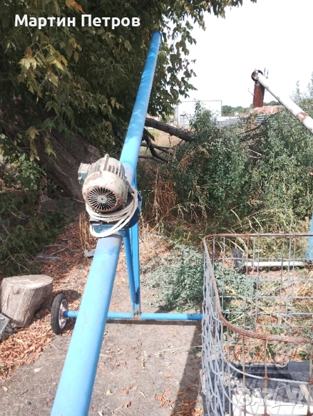 Мобилен зърнен товарач, снимка 1