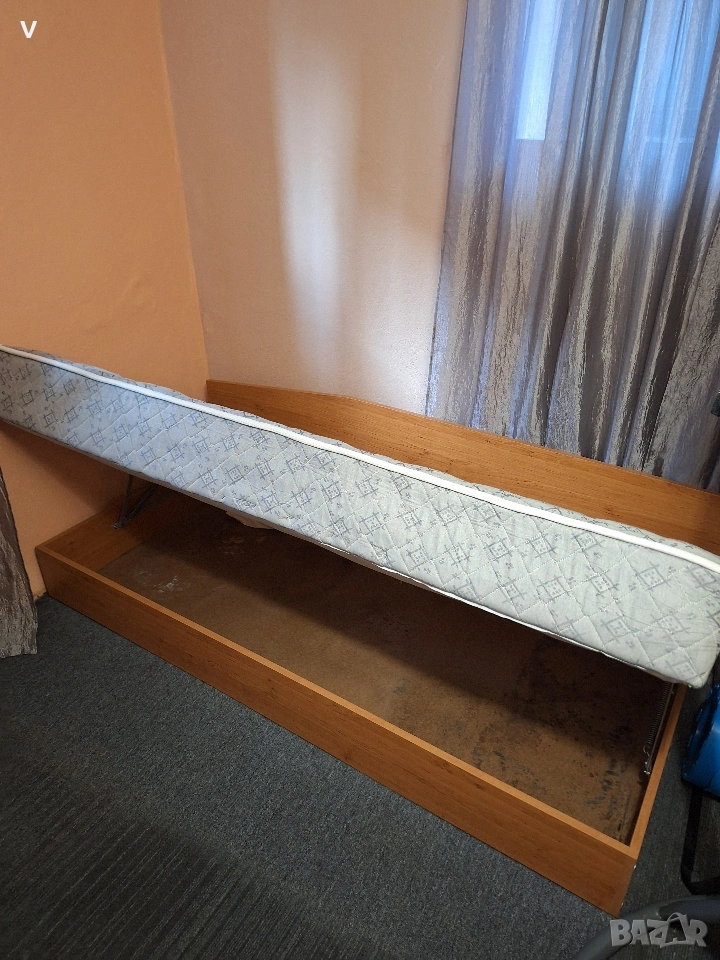 легло с матрак и механизъм, снимка 1