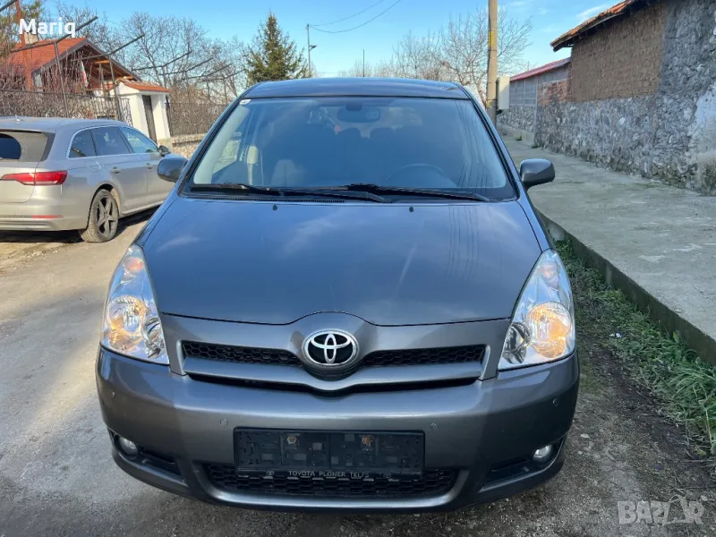 Toyota Corolla Verso 2.2D-4D 136k.c, снимка 1