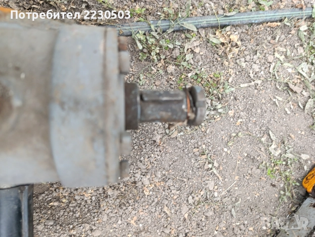 червячен редуктор , снимка 4 - Други машини и части - 52660542