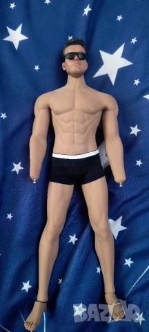 Премиум Екшън фигура на Арнолд Terminator800,30 см, снимка 9 - Колекции - 53680958