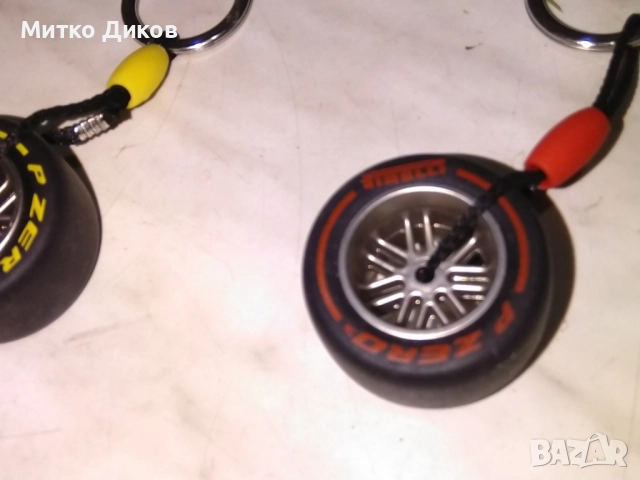 Ключодържател Формула -1 Пирели два броя нови, снимка 2 - Колекции - 52055988