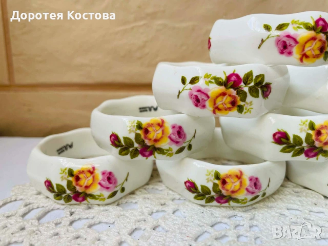 Красиви 12 пръстена от Англия от костен порцелан с рози , снимка 2 - Антикварни и старинни предмети - 53701848