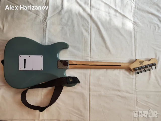 Продава китара Squier Stratocaster by Fender , снимка 5 - Китари - 49223752