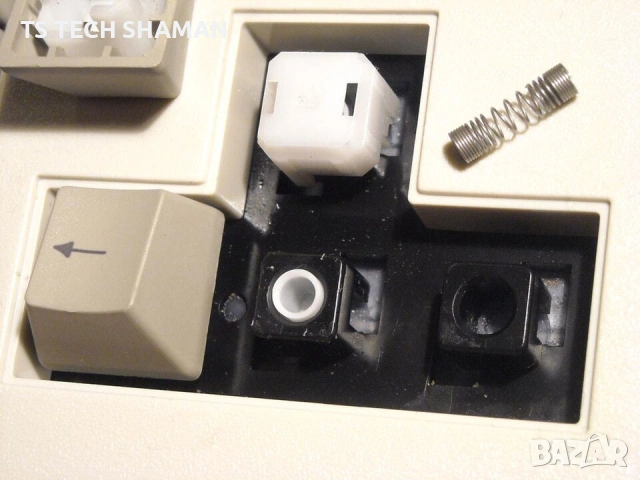 Ретро Полу-Механична клавиатура iCL модел за PS/2 "Fujitsu Peerless switch", снимка 9 - Антикварни и старинни предмети - 54212448