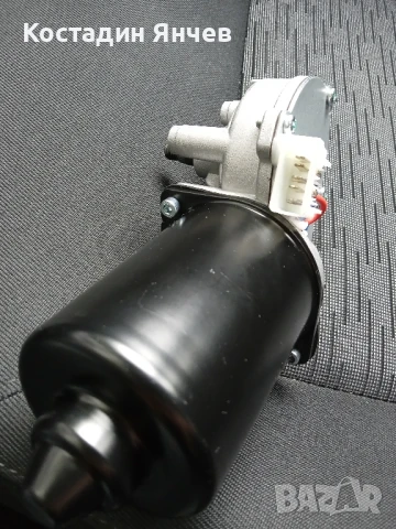 Моторче предни чистачки за Vw Golf 3 Ново, снимка 4 - Части - 51421794