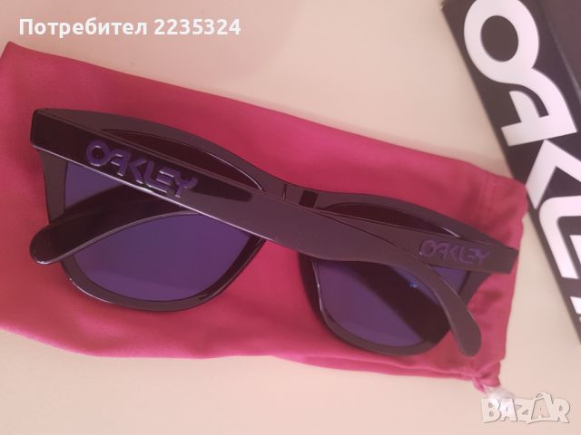 Слънчеви очила Oakley Frogskins iridium polarized, снимка 3 - Слънчеви и диоптрични очила - 45187360