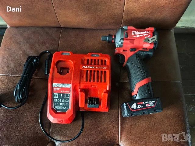 Ударен гайковерт с батерия Milwaukee M12 3/8 339Nm