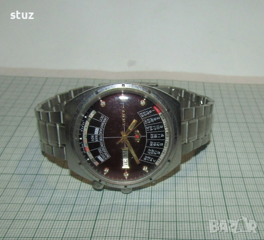 Часовник Orient с вечен календар, снимка 6 - Антикварни и старинни предмети - 54044367