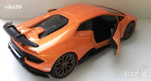 Bburago Lamborghini Huracan Performante 1:24, снимка 6 - Колекции - 49374236