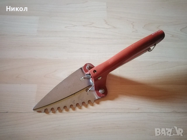 Комбинирана ножица тип лопатка за садене/рязане руска