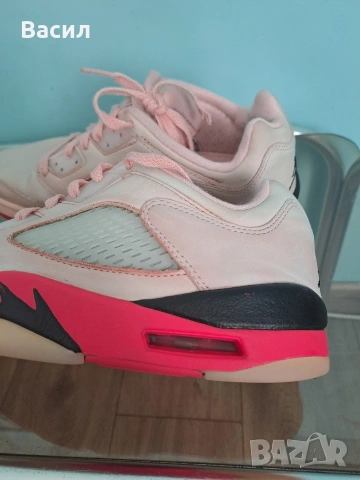 Дамски маратонки Jordan Air Jordan 5 pink 40' Air Jordan 5 Low "Arcti, снимка 8 - Маратонки - 53753659