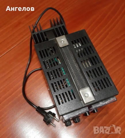 Стабилизиран токоизправител VOLTCRAFT, снимка 3 - Друга електроника - 53696055