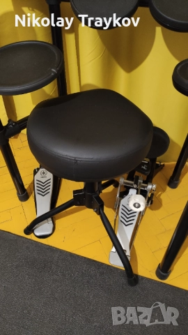 Електронни барабани Yamaha DTX в комплект със стол и палки, снимка 8 - Ударни инструменти - 52913240
