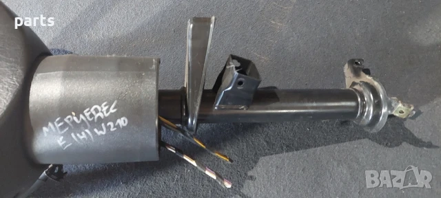 Кормилен Прът със Лост Чистачки и Волан
Мерцедес Е класа W210 (H), снимка 3 - Части - 50902957