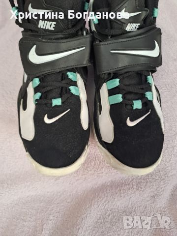 Nike обувки , снимка 2 - Дамски ежедневни обувки - 45225497