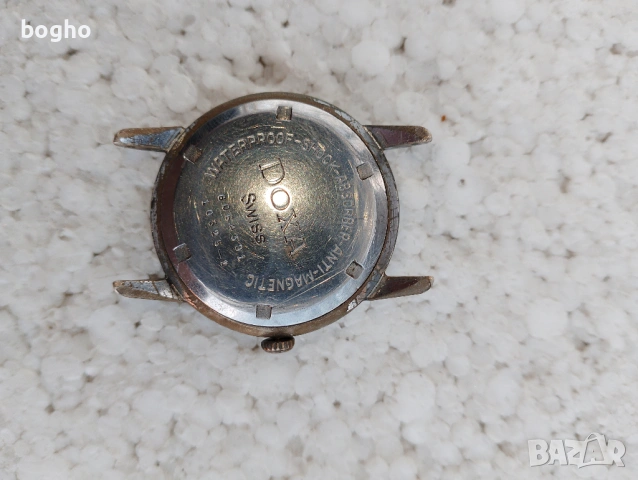 Колекционерски часовници, снимка 16 - Антикварни и старинни предмети - 54300358