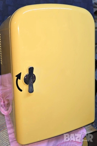 Универсална ХЛАДИЛНА и УТОПЛИТЕЛНА кутия, снимка 3 - Аксесоари и консумативи - 53356656