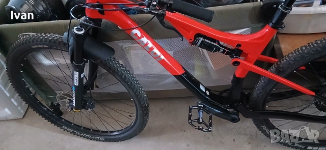 Продавам планински велосипед
