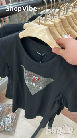 Дамска тениска Guess;Hugo реплика ААА+, снимка 10 - Тениски - 53638385