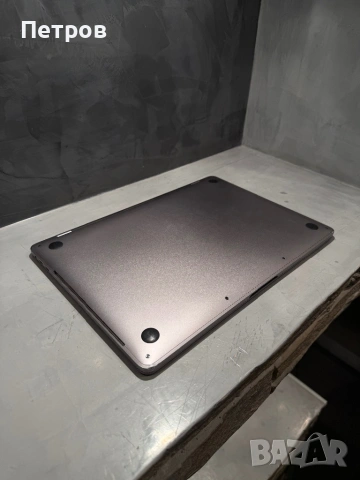 Перфектен Macbook Pro 2017 13.3 inch 256 GB, снимка 6 - Лаптопи за работа - 53841894