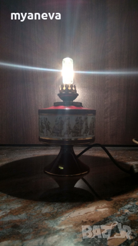 Порцеланова, ръчно изработена лампа от Италия, Флоренция. , снимка 6 - Настолни лампи - 45062015