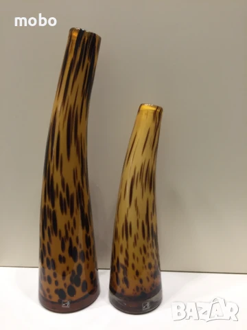 Две вази с тигров мотив, произведени от дебело стъкло, снимка 2 - Вази - 50733986