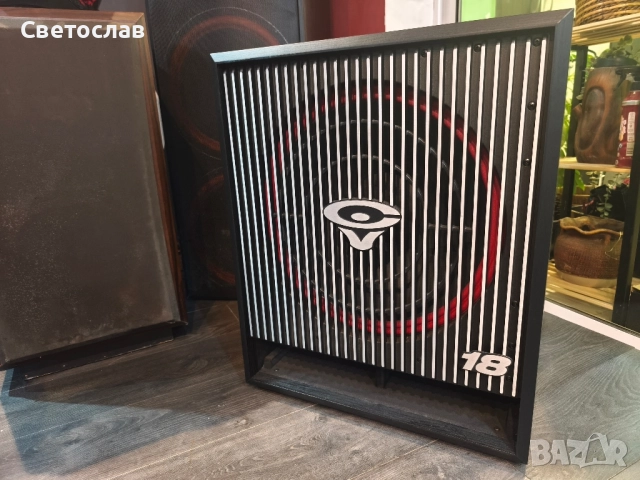 Cerwin Vega CVHF-a18s