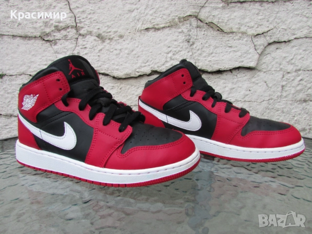 Маратонки Nike Air Jordan 1 Mid, снимка 5 - Детски маратонки - 52523506