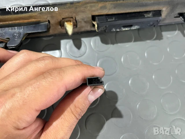 Лайсната на багажника за BMW E46 Комби (фейс), снимка 11 - Части - 50977227