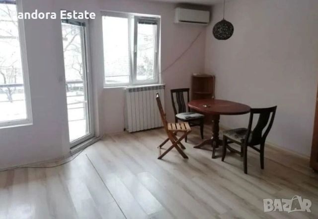 Продава тристаен апартамент в кв. Люлин 9