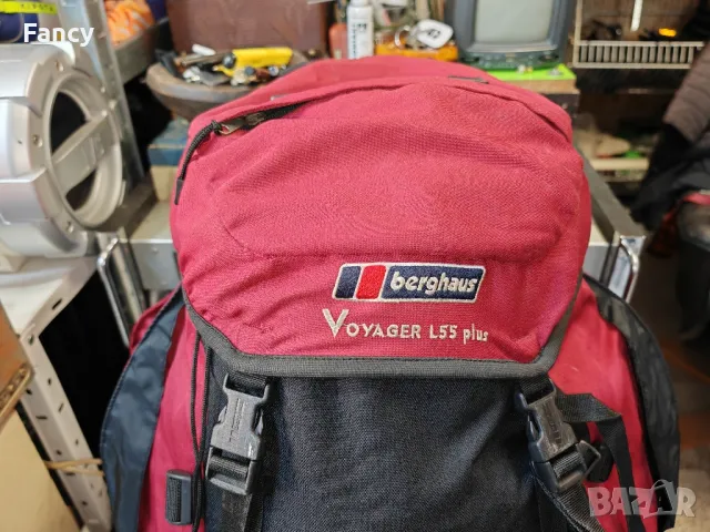 Туристическа раница Berghaus Voyager 55 л plus , снимка 3 - Спортна екипировка - 49372865