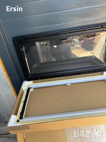 Прозорец Dometic Seitz с щора и комарник (Чисто нов) Монтажен размер : 1000х500, снимка 9 - Къмпинг мебели - 51321256