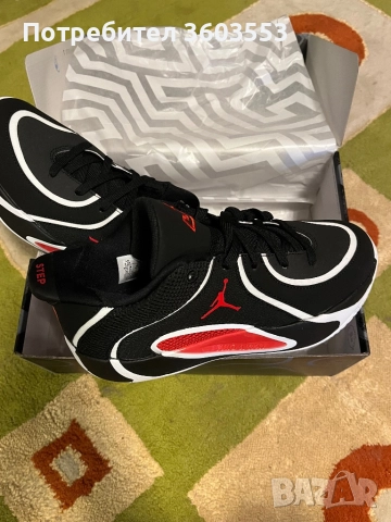 Чисто нови маратонки Jordan Tatum 38 номер black/red, снимка 5 - Маратонки - 52937886