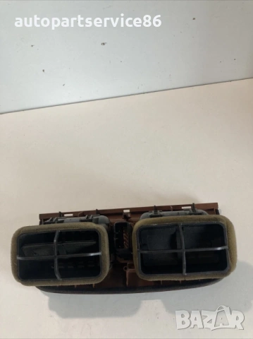 Въздуховоди и аварийно копче за Mazda 626 2.0 TDI Estate (2001), снимка 2 - Части - 53700453