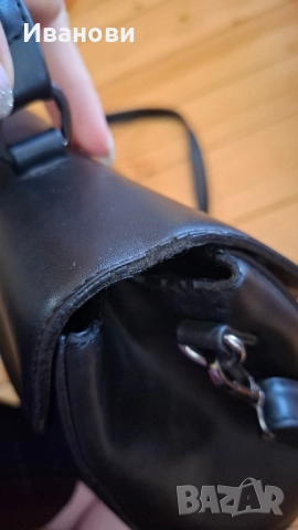 Черна, дамска чанта Saint Laurent, снимка 4 - Чанти - 52174519