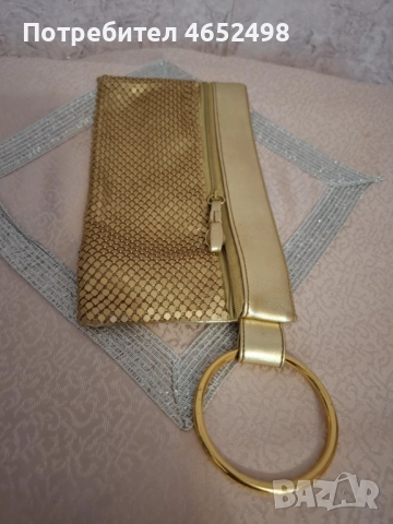 Accessorize Златисто Портмоне