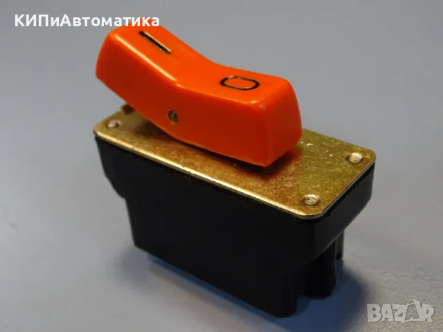 ключ клавишен ЗМЕ П16/220V 16/10A, снимка 2 - Резервни части за машини - 49192862