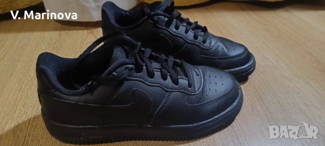 Детски маратонки Nike, снимка 2 - Детски маратонки - 52531917