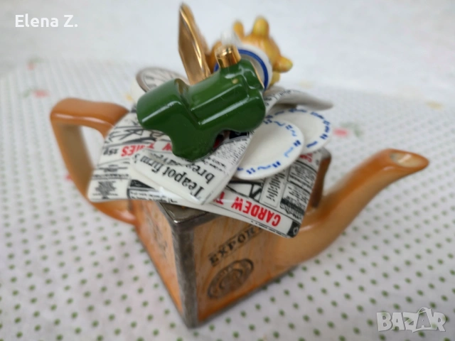 Малък ръчно изработен чайник Moving Day на Cardew Design, снимка 6 - Декорация за дома - 53571708