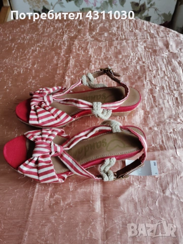 Нови сандали от плат Next 