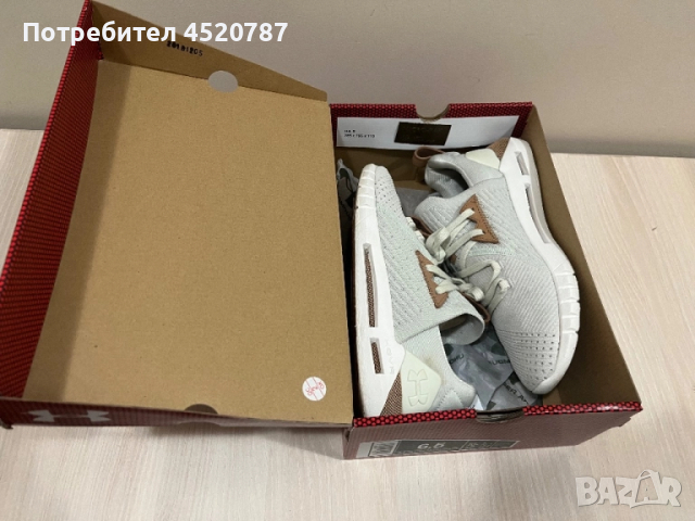Обувки Under Armour 37,5 HOVR SLK EVO, снимка 3 - Маратонки - 51989630
