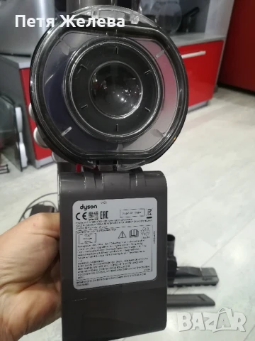 Акомулаторна прахосмукачка  DYSON -21,6/350w, снимка 10 - Прахосмукачки - 50712070