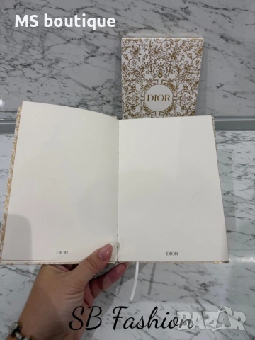 Луксозен тефтер Dior , снимка 2 - Други - 53176046