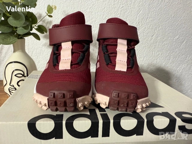 Децки спортни зимни обувки adidas, снимка 3 - Детски боти и ботуши - 52018060