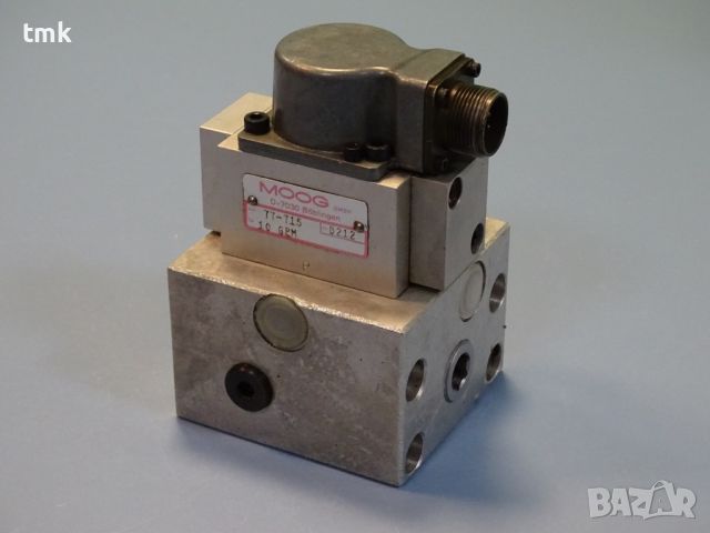 Серво клапан MOOG mod 77-720/77-715 flow control servo valve, снимка 9 - Резервни части за машини - 46673649