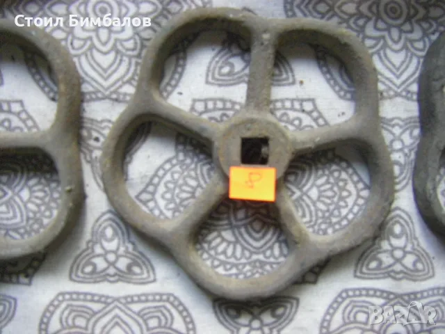 Дръжки, врътки за чугунени кранове, снимка 17 - Резервни части за машини - 50404141